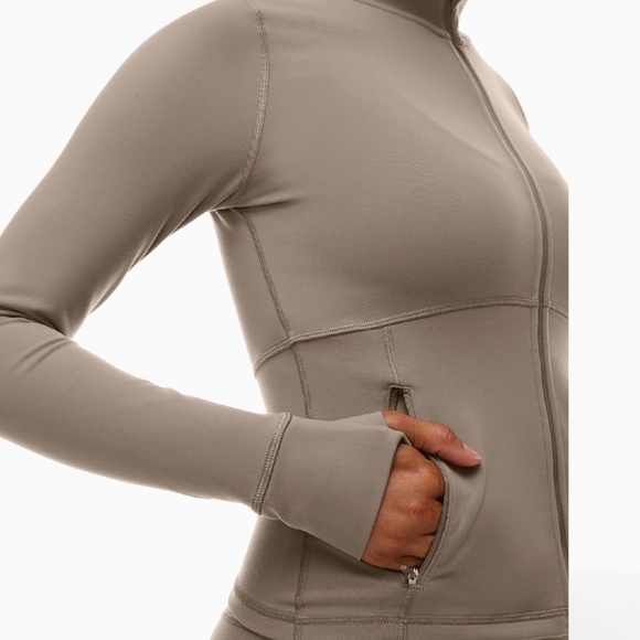 TnaLIFE™ Relay Zip-Up - Picture 2 of 5